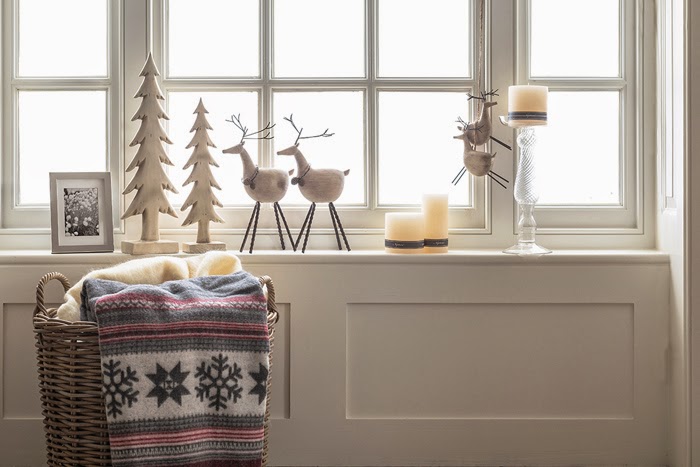 Cute Swedish Window Decoration for Christmas