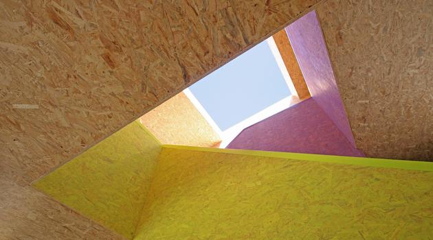 pre-fabricated-house-painted-osb-panels-13-skylight.jpg