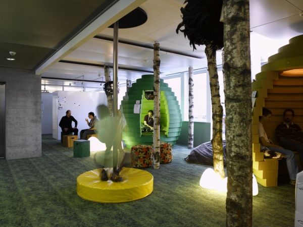Интересный дизайн помещения компании Google в Цюрихе, Германия