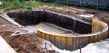 Строительство бассейна из бетона