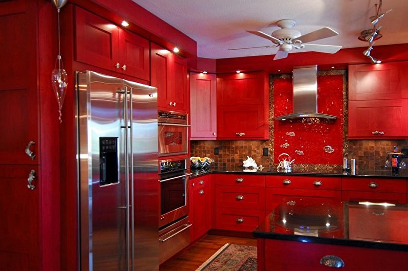 Красная кухня 15 кв.м. - Дизайн интерьера