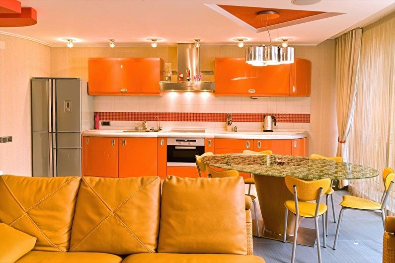 Оранжевая кухня 15 кв.м. - Дизайн интерьера